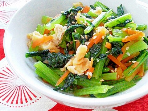 胡麻薫る 小松菜 人参 油揚げの水炒め レシピ 作り方 By Mama Papa 楽天レシピ